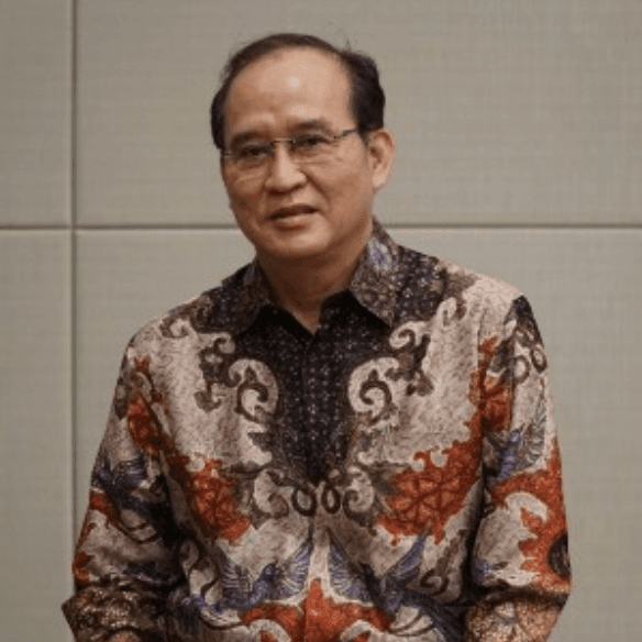 Stevanus H Adjiputro