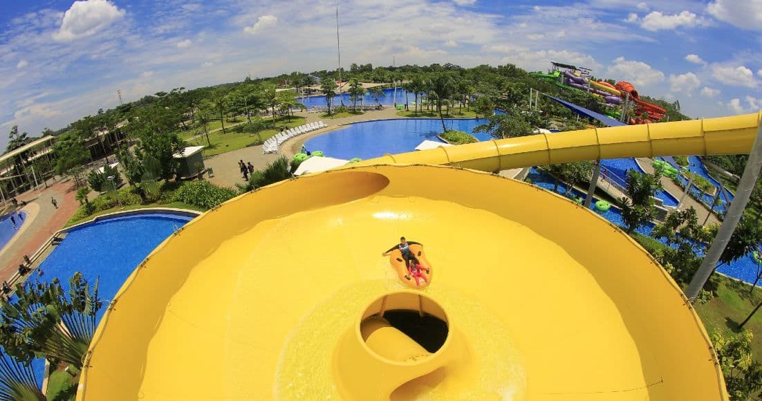 Go-Wet-Waterpark-Grand-Wisata-Bekasi.jpg