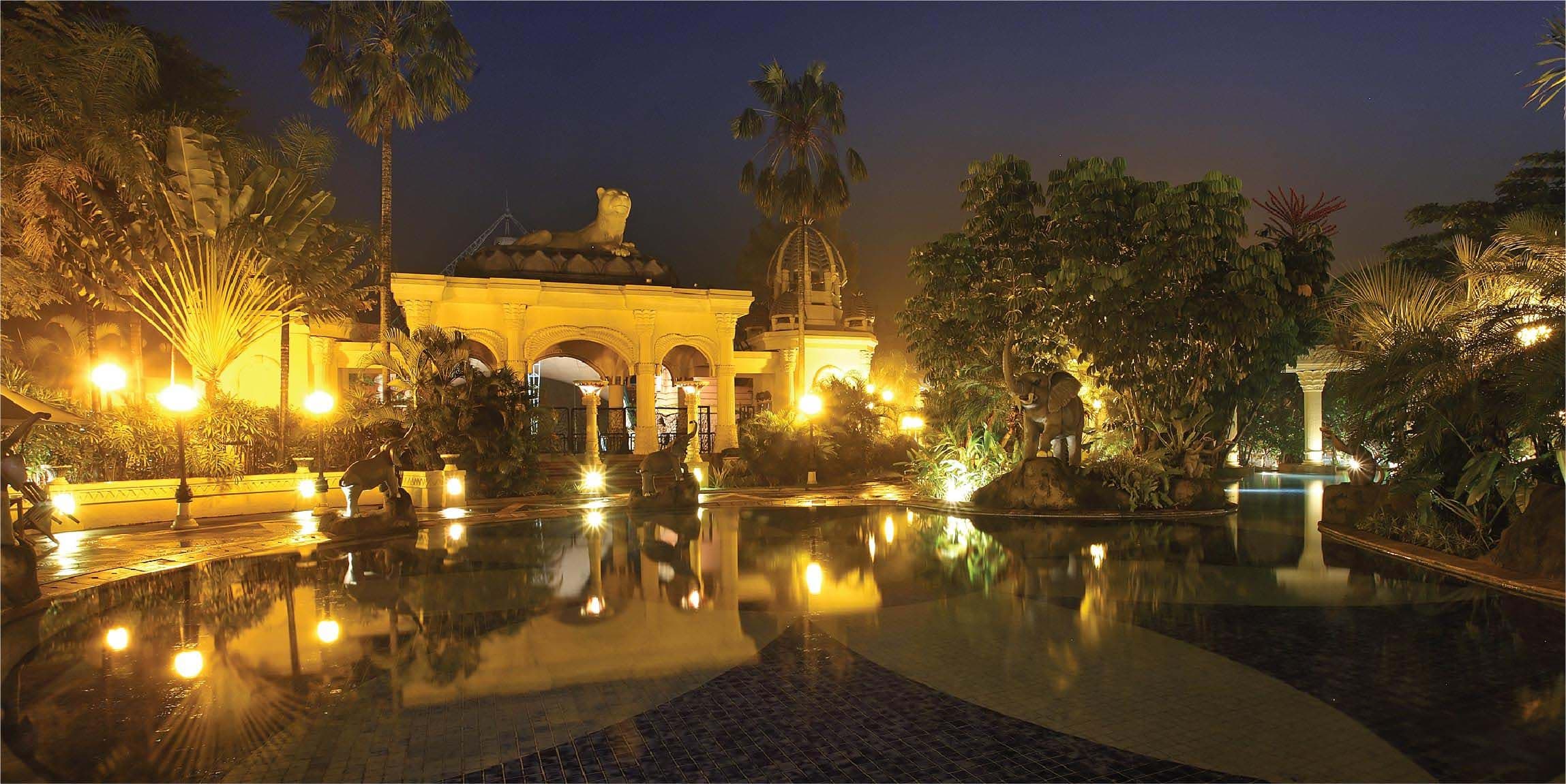 image-gallery-kota-wisata-1.jpg