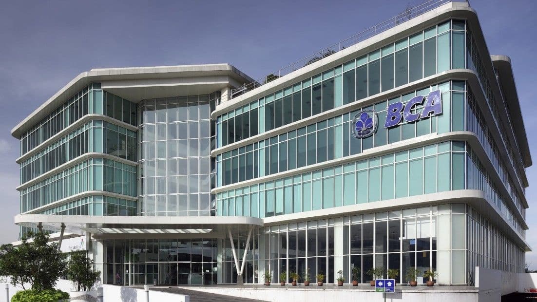 wisma-BCA-gallery.jpg